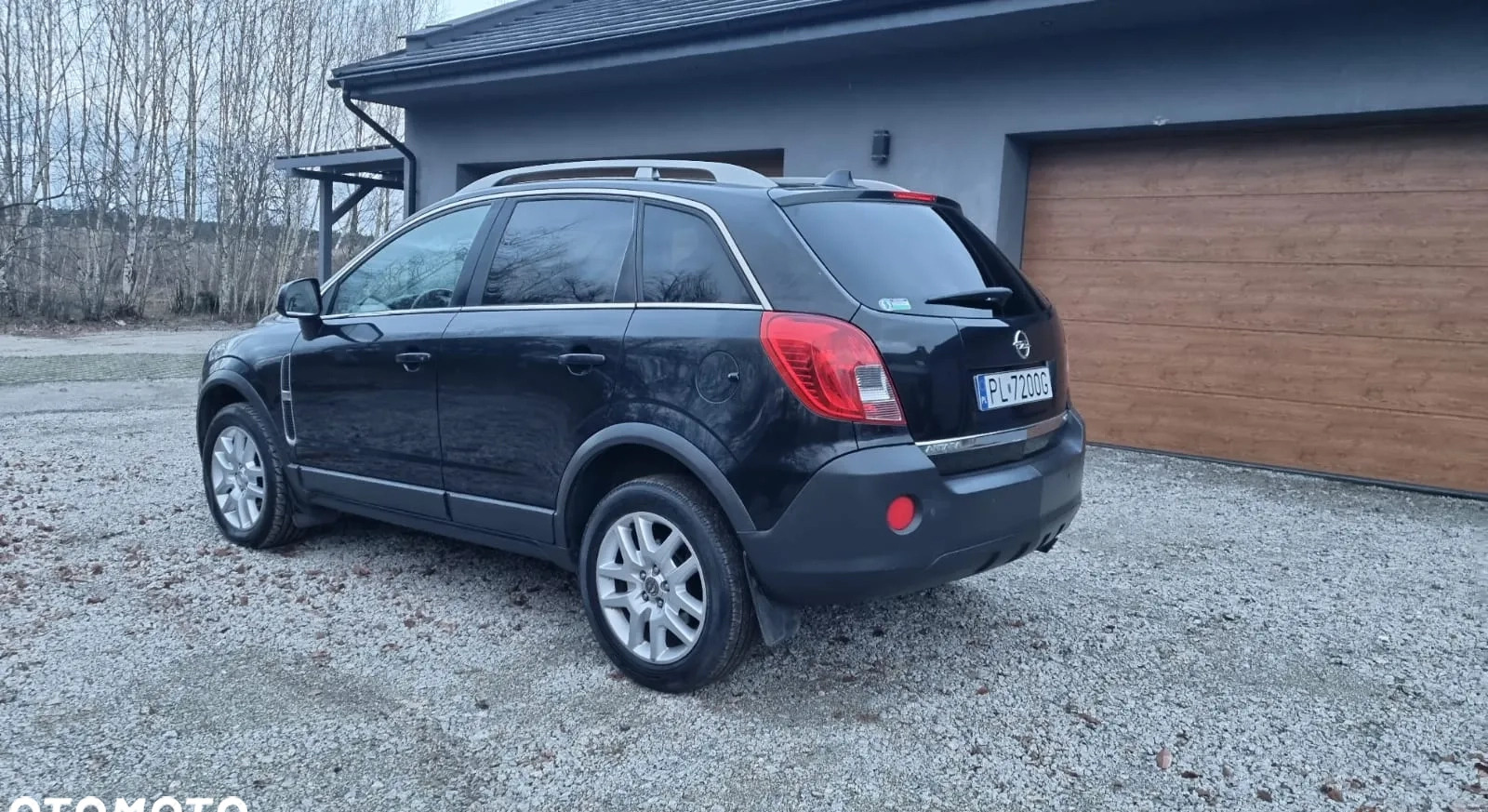 Opel Antara cena 32900 przebieg: 179000, rok produkcji 2012 z Leszno małe 137